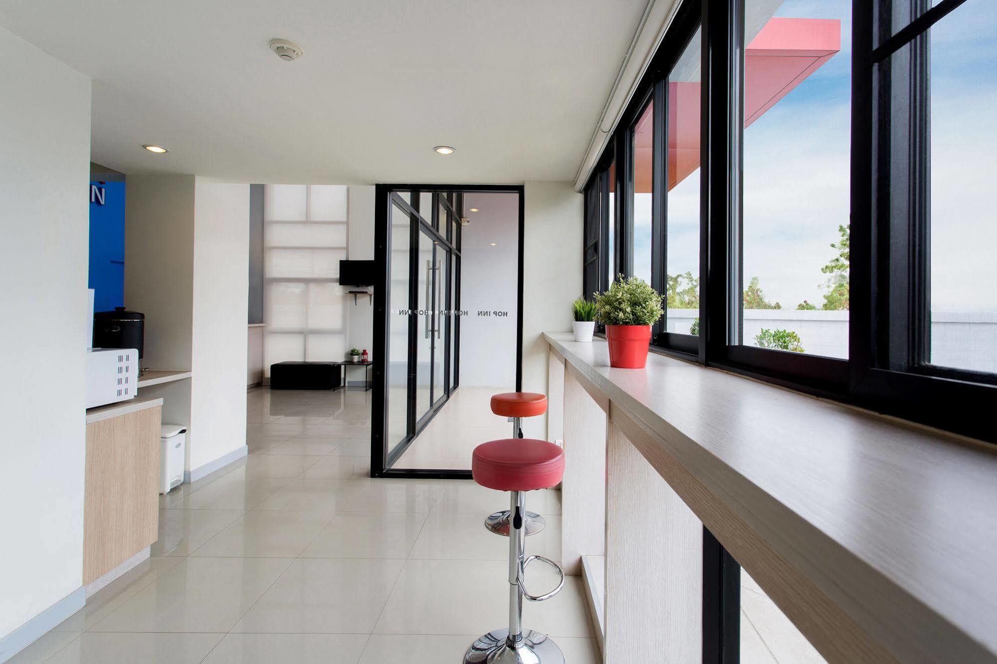 Hop Inn Krabi Building A Екстериор снимка